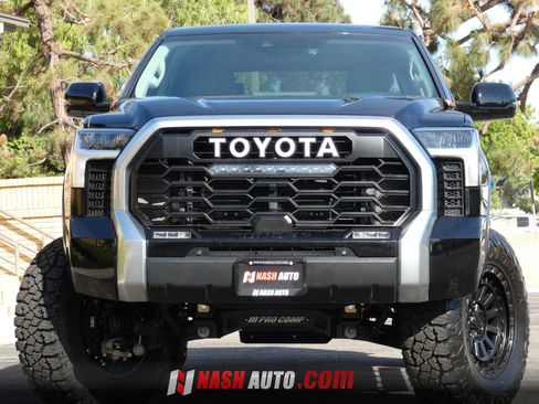 Used 2024 Toyota Tundra Limited w/ Power Package AWD/4WD image 18