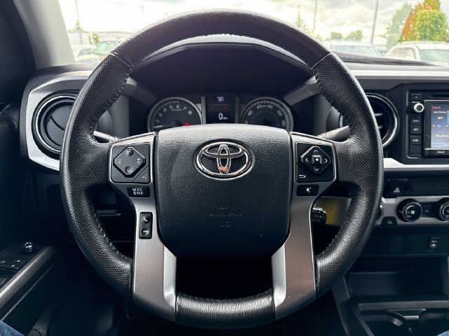 Used 2017 Toyota Tacoma SR5 w/ Tow Package AWD/4WD image 12