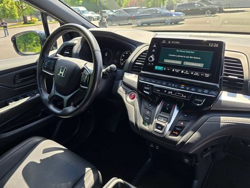 Used 2025 Honda Odyssey Sport-L image 12