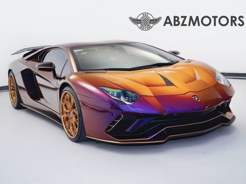 Used 2017 Lamborghini Aventador S image 1