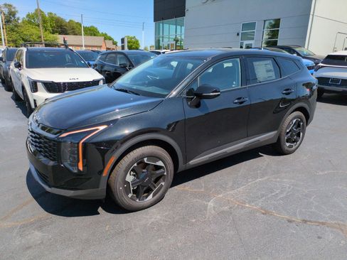 New 2026 Kia Sportage S AWD/4WD image 3