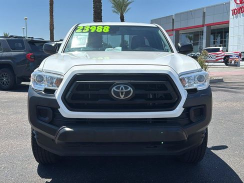 Used 2022 Toyota Tacoma SR RWD image 2