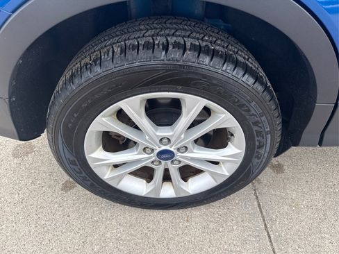 Used 2017 Ford Escape SE AWD/4WD image 17