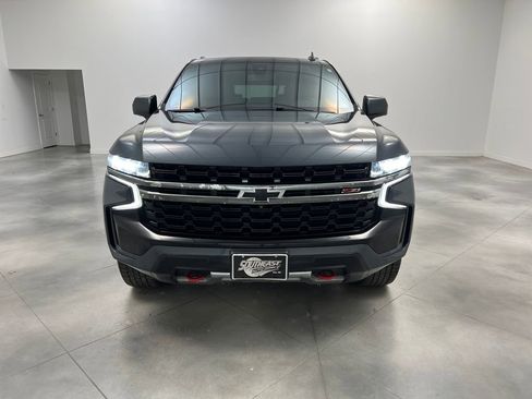 Used 2021 Chevrolet Suburban Z71 w/ Z71 Off-Road Package image 2
