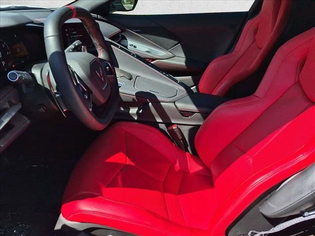 Used 2024 Chevrolet Corvette Stingray Coupe w/ 1LT RWD image 17