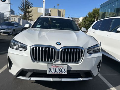 Used 2024 BMW X3 xDrive30i w/ Premium Package AWD/4WD image 8