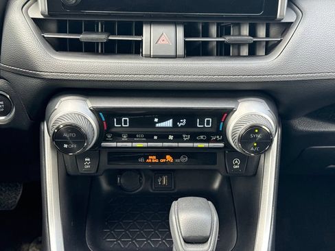 Certified 2025 Toyota RAV4 XLE w/ Convenience Package AWD/4WD image 25