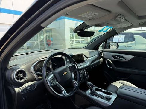 Used 2022 Chevrolet Blazer LT w/ Sound & Technology Package AWD/4WD image 7