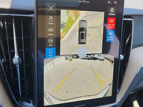 New 2026 Volvo XC60 B5 Plus w/ Climate Package image 21