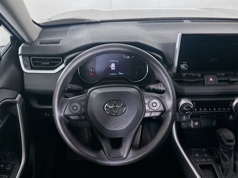 Used 2024 Toyota RAV4 XLE image 24