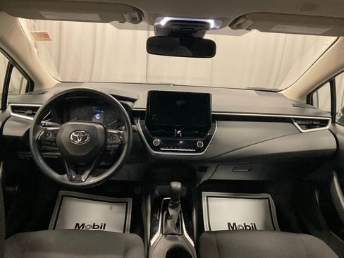 Used 2024 Toyota Corolla LE image 32