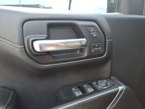 Used 2019 GMC Sierra 1500 AT4 w/ AT4 Premium Package AWD/4WD image 8