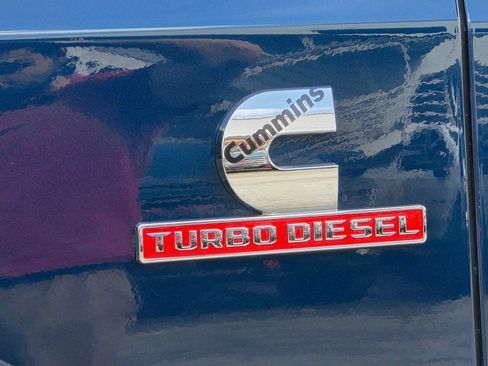 Used 2021 RAM 2500 Laramie AWD/4WD image 40