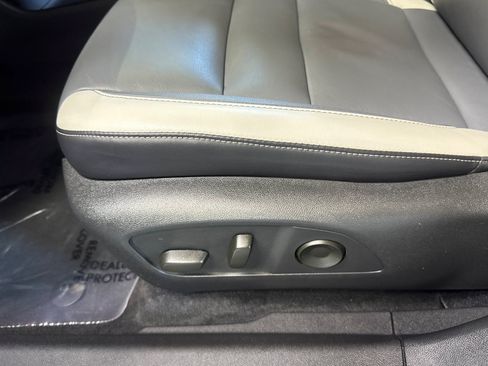 Used 2024 Honda Prologue Touring image 15