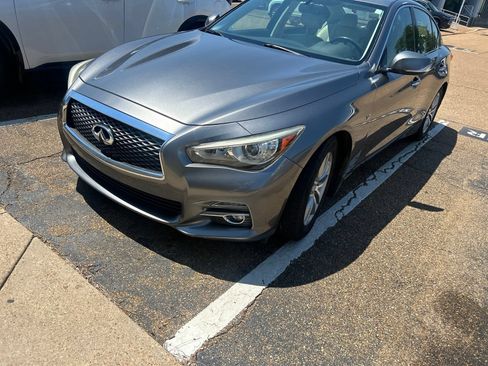Used 2015 INFINITI Q50 Premium w/ Navigation Package RWD image 9