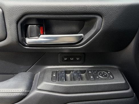 Used 2024 Toyota Land Cruiser image 25