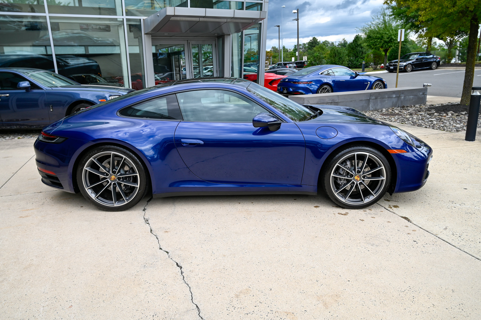 Used 2020 Porsche 911 Carrera RWD image 4