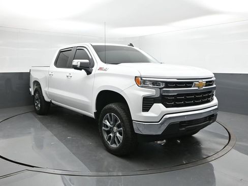 Used 2025 Chevrolet Silverado 1500 LT w/ Z71 Off-Road Package image 22