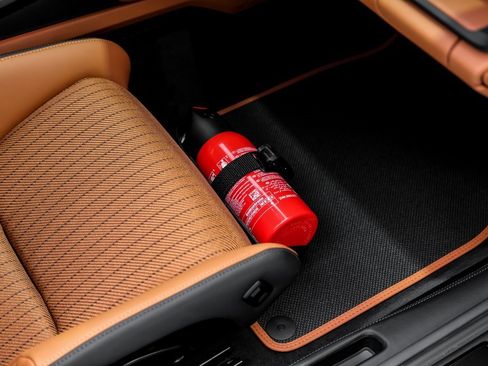 Used 2024 Porsche 911 S/T image 37