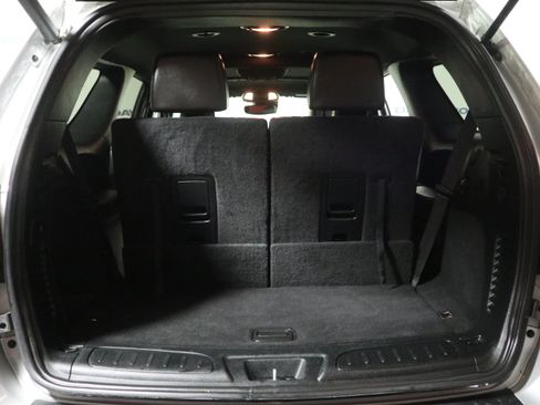 Used 2024 Dodge Durango GT RWD image 8