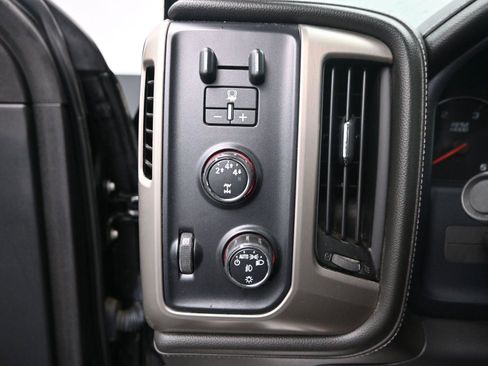 Used 2016 GMC Sierra 2500 Denali w/ Duramax Plus Package image 21