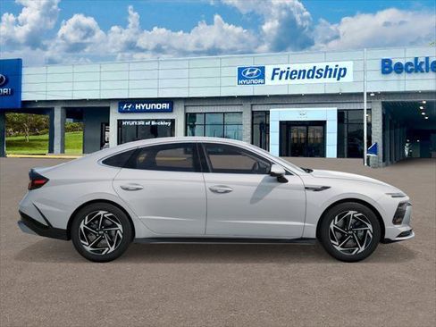 New 2026 Hyundai Sonata SEL AWD/4WD image 7