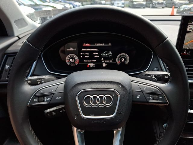 Used 2023 Audi Q5 2.0T Premium Plus w/ Premium Plus Package AWD/4WD image 19