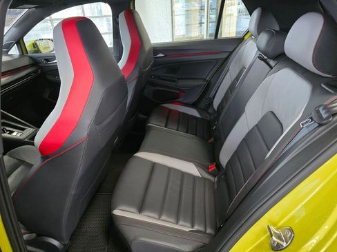 Used 2022 Volkswagen GTI Autobahn image 38