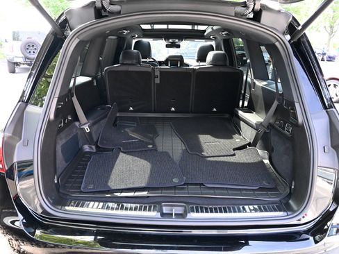 Used 2021 Mercedes-Benz GLS 580 4MATIC image 47