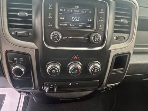 Used 2017 RAM 1500 Express w/ Black Ram 1500 Express Group image 15