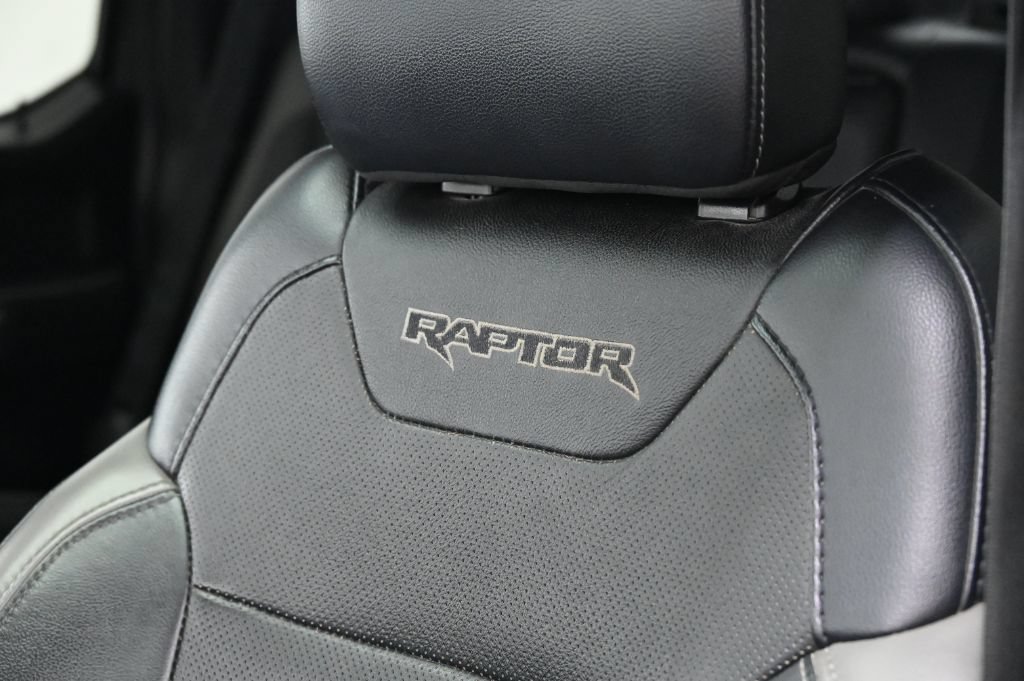 Used 2018 Ford F150 Raptor w/ Equipment Group 802A Luxury AWD/4WD image 20