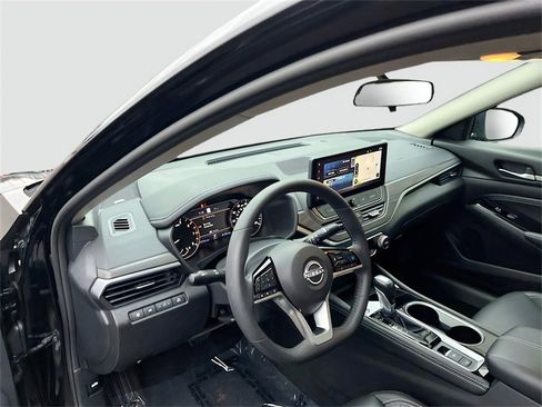 Used 2023 Nissan Altima 2.5 SL image 18