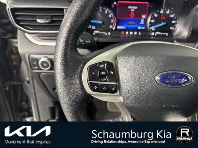 Used 2023 Ford Explorer XLT w/ Equipment Group 202A AWD/4WD image 12
