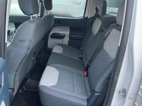 Used 2024 Ford Maverick XLT image 11