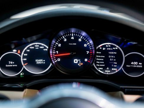 Used 2019 Porsche Cayenne image 69