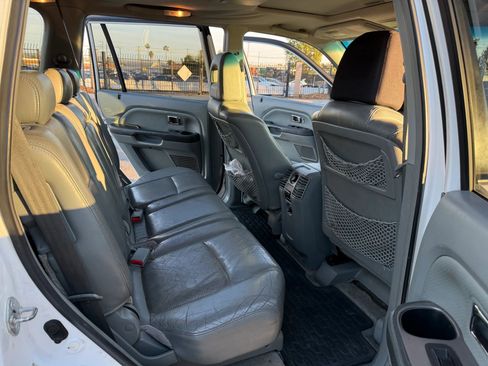 Used 2005 Honda Pilot EX-L image 17