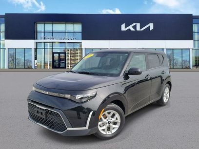 Used 2023 Kia Soul LX w/ Option Group 015