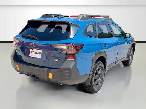 Used 2025 Subaru Outback Wilderness AWD/4WD image 7