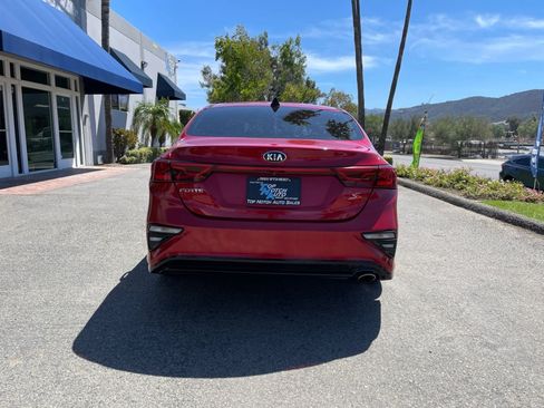 Used 2019 Kia Forte S w/ S Premium Package FWD image 6