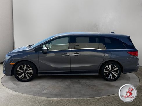 Used 2020 Honda Odyssey Elite image 4
