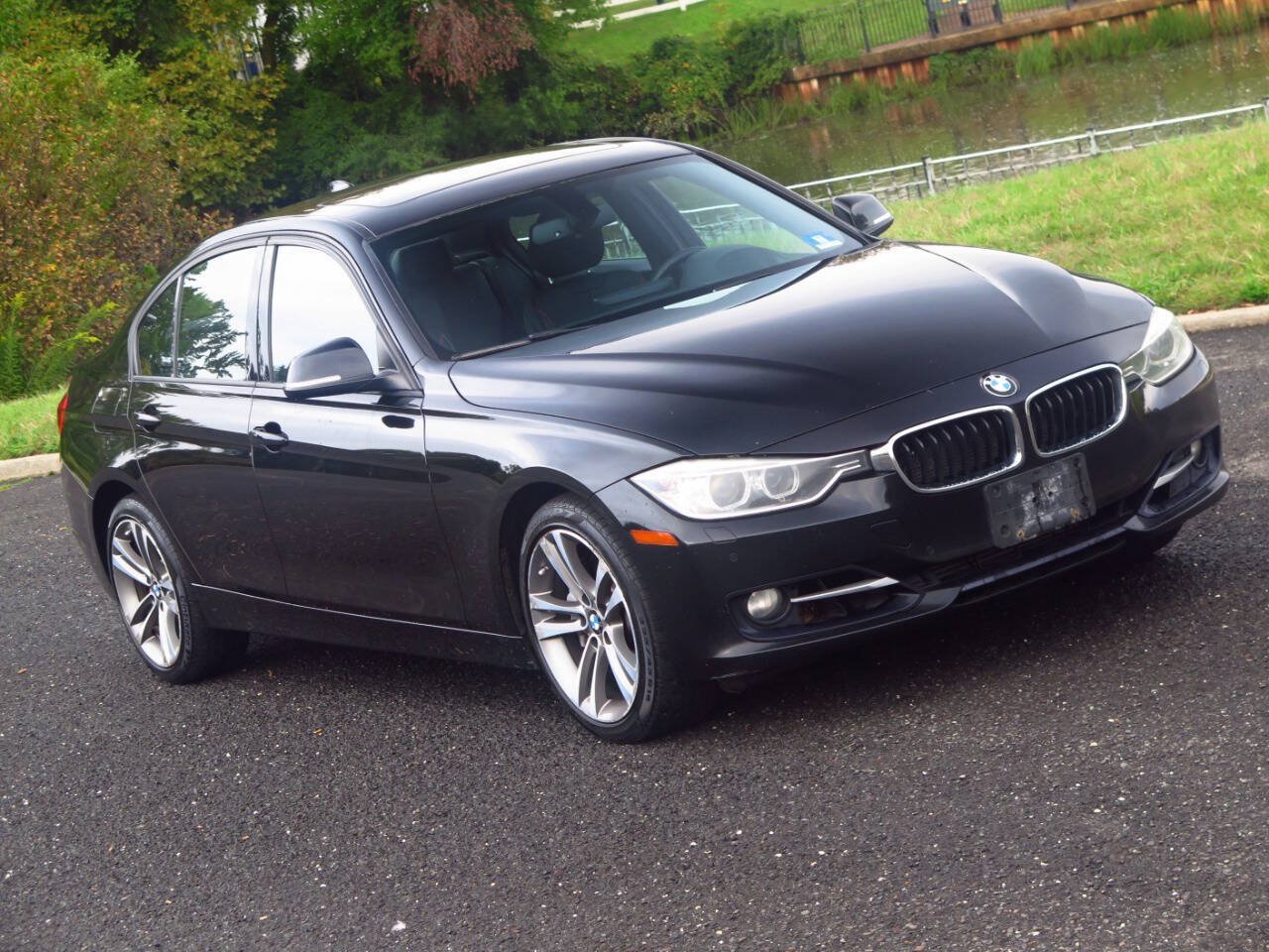Used 2014 BMW 335i xDrive Sedan AWD/4WD image 27