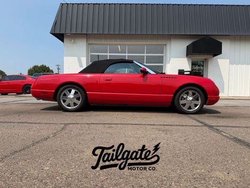 Used 2002 Ford Thunderbird RWD image 1