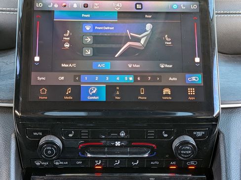 Certified 2022 Jeep Grand Cherokee L Limited image 26