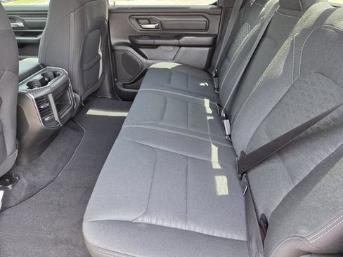 New 2026 RAM 1500 Express AWD/4WD image 28