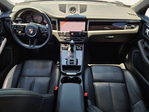 Used 2024 Porsche Macan AWD/4WD image 15