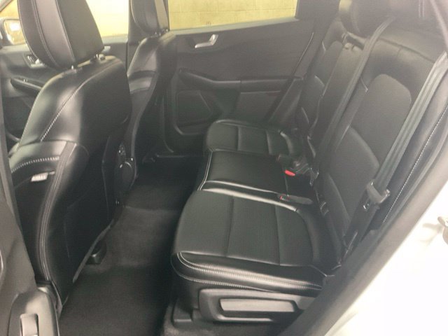 Certified 2025 Ford Escape Platinum AWD/4WD image 17
