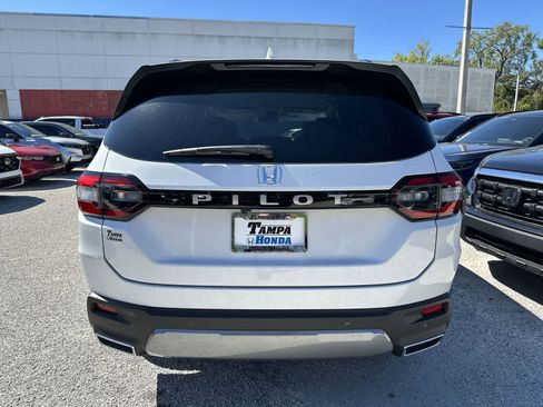 New 2026 Honda Pilot EX-L image 7