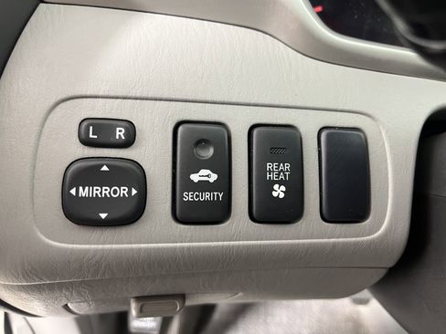 Used 2007 Toyota Highlander Limited image 21