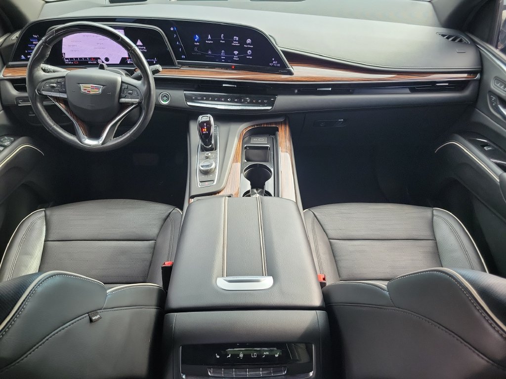 Used 2023 Cadillac Escalade ESV Premium Luxury RWD image 15