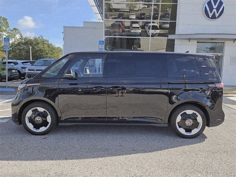 New 2025 Volkswagen ID. Buzz Pro S image 4